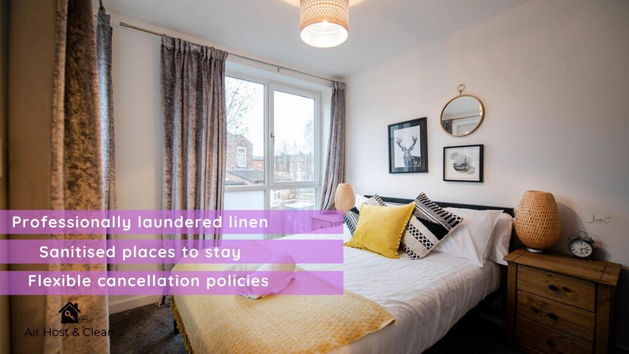 Air Host And Stay - Apartment 5 Broadhurst Court Sleeps 6 Minutes From Town Centre Stockport Exterior photo